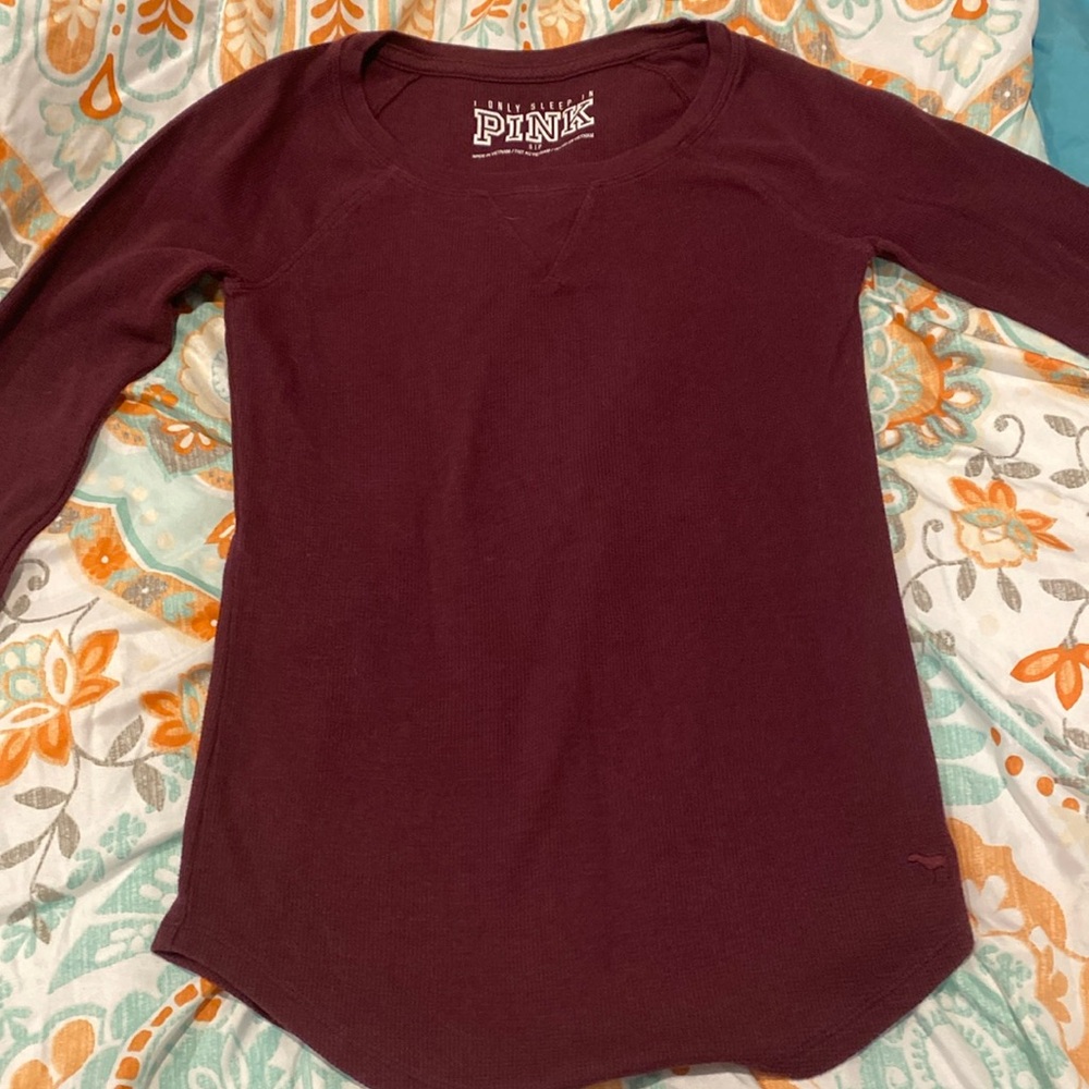 Brand new pink thermal sz small burgundy color